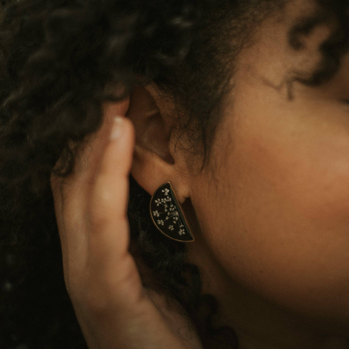 Queen Anne’s Lace Stud Earrings
