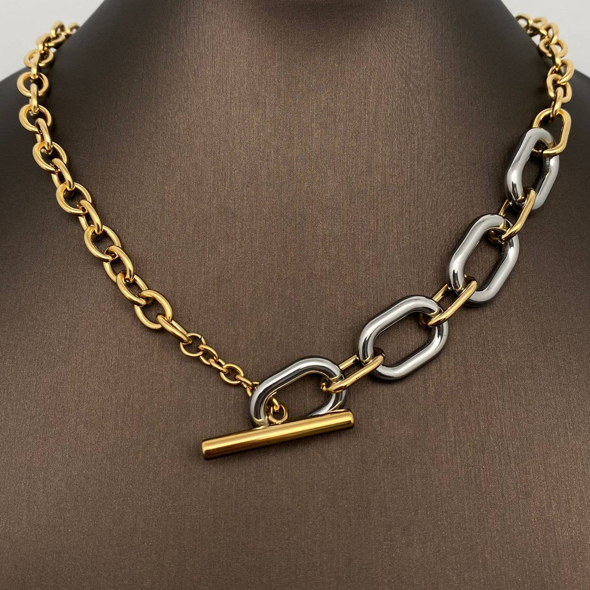 Two Tone Chunky Necklace