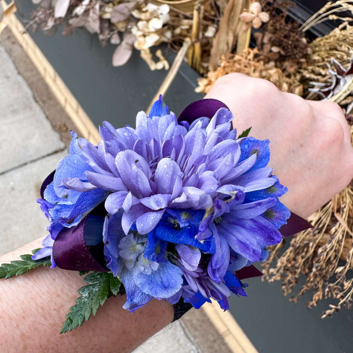 Corsage-thumbmail-5