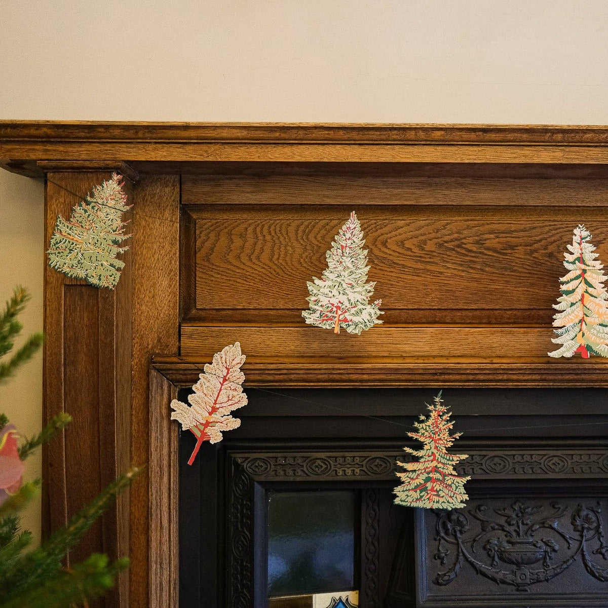 Forest Trees Decorative Winter Garland-thumbmail-3